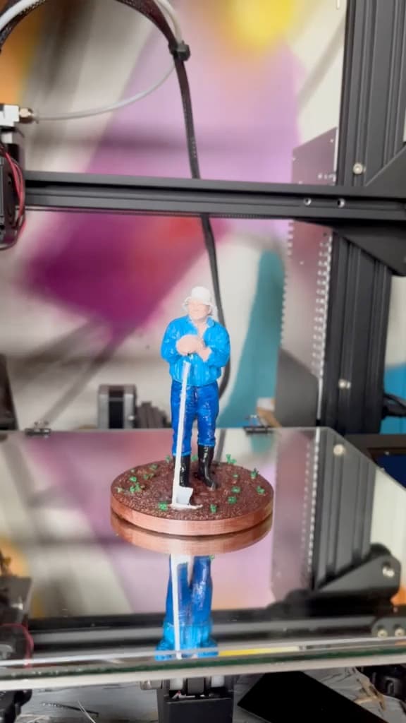 Figura física terminada — Agricultor